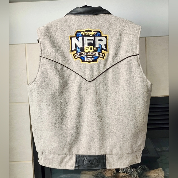 Wrangler Wool, Cotton & Leather Vest, 2018 NFR Las Vegas PRCA Gray Vest, Size S - Picture 2 of 16